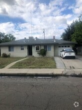 Building Photo - 4459 E Weldon Ave