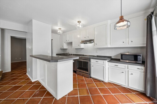 Foto del edificio - 3502 Burlington St