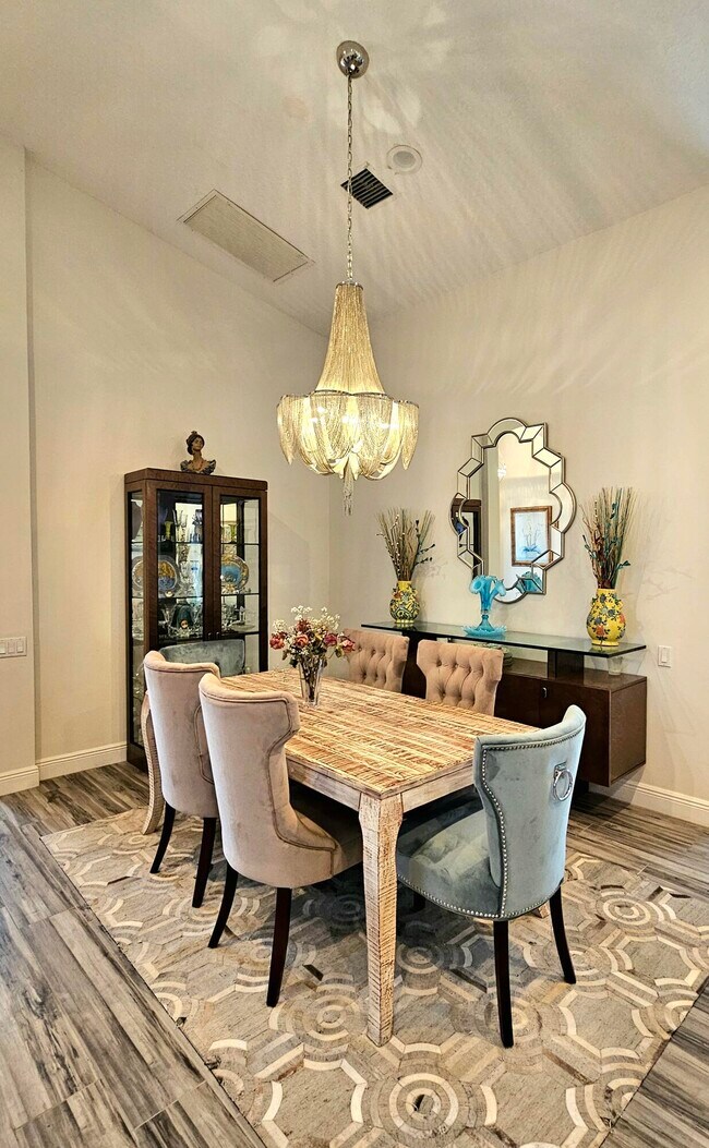 Foto del edificio - 9825 Mantova Dr