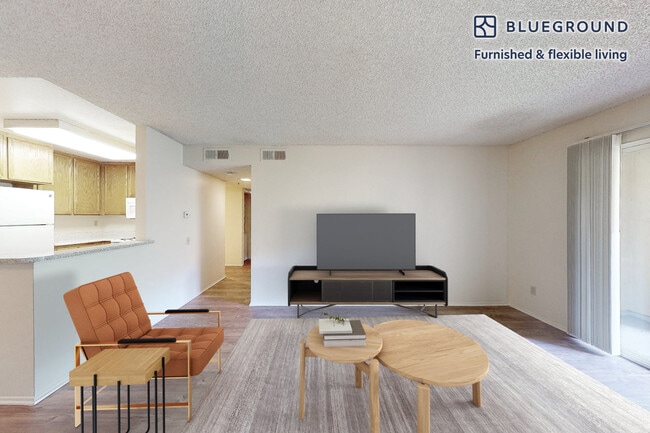 Foto del edificio - 5679 Amaya Dr