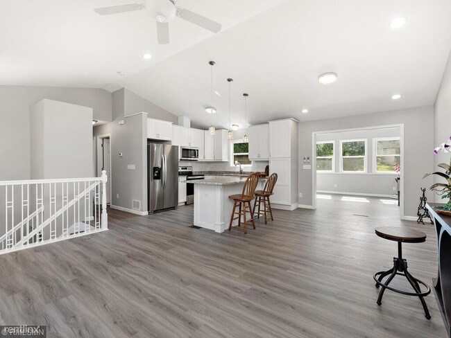 Foto del edificio - 4 br, 2 bath House - 4369 Bear Path Trail