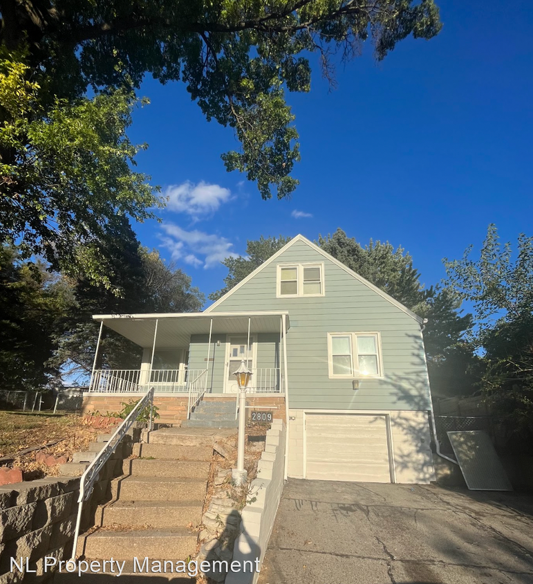 Primary Photo - 4 br, 2.5 bath House - 2809 North 68th Street