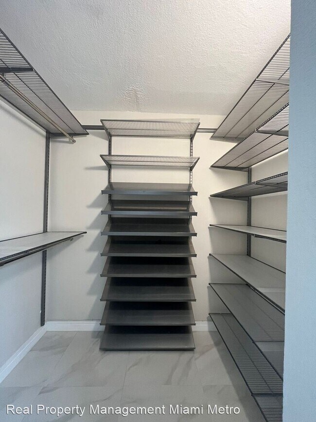Foto del edificio - 1 br, 2 bath House - 1301 River Reach Driv...