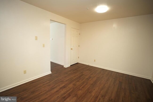 Foto del edificio - 45828 Wolftrap Way