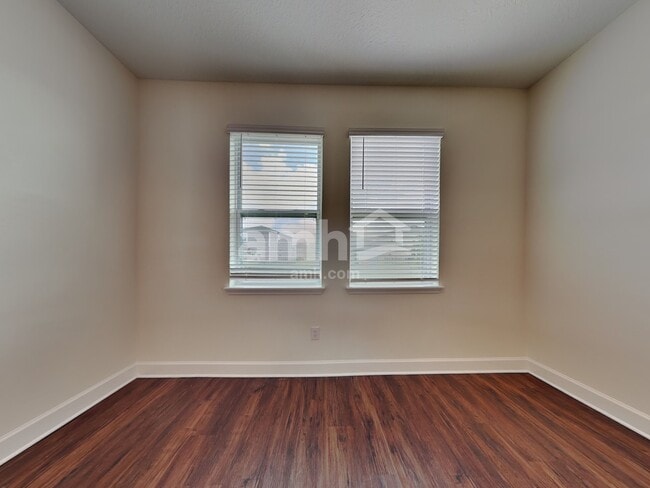 Building Photo - 2126 Saffron Walden Dr