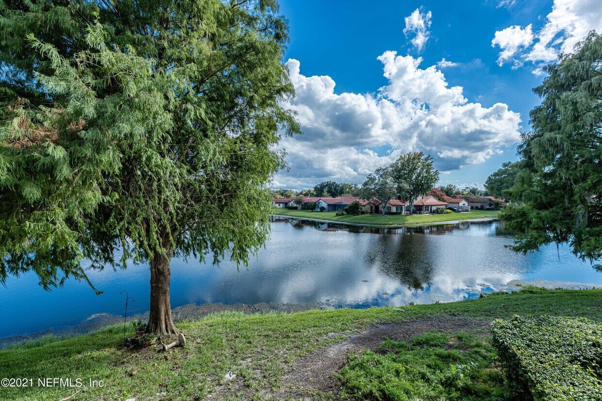 4020 La Vista Cir Unit 208, Jacksonville, FL 32217 Condo for Rent in