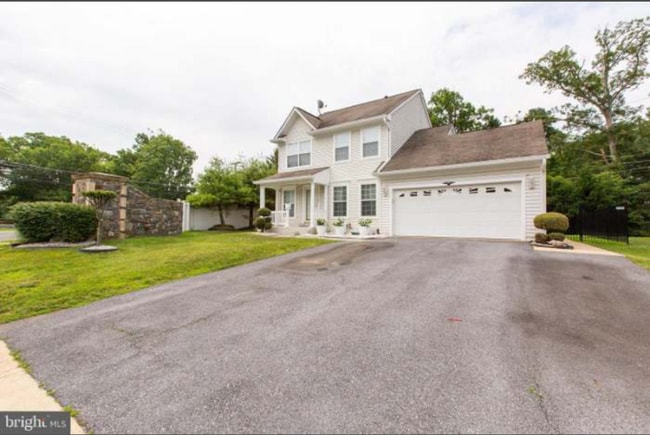 Foto del edificio - 8205 Foxhall Rd
