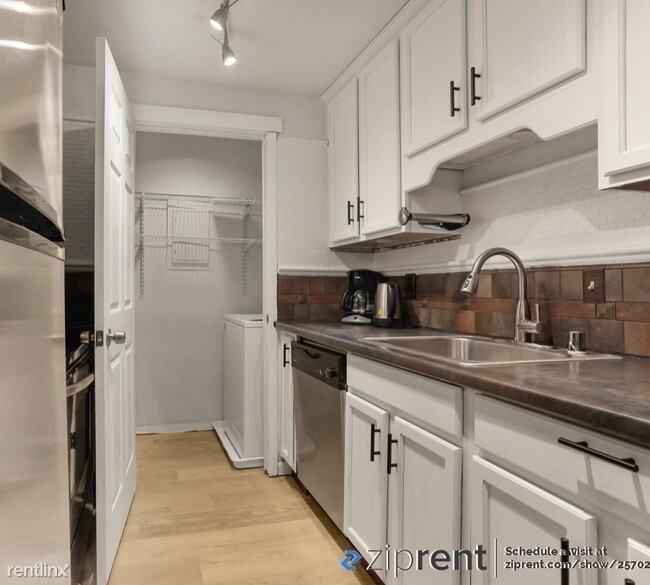 Building Photo - 2 br, 2 bath Condo - 14040 Juanita Dr NE, ...