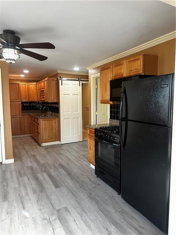 Foto del edificio - 398 Logee St