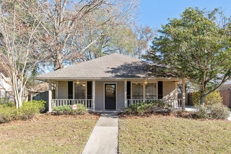 Building Photo - 4047 Country View Dr
