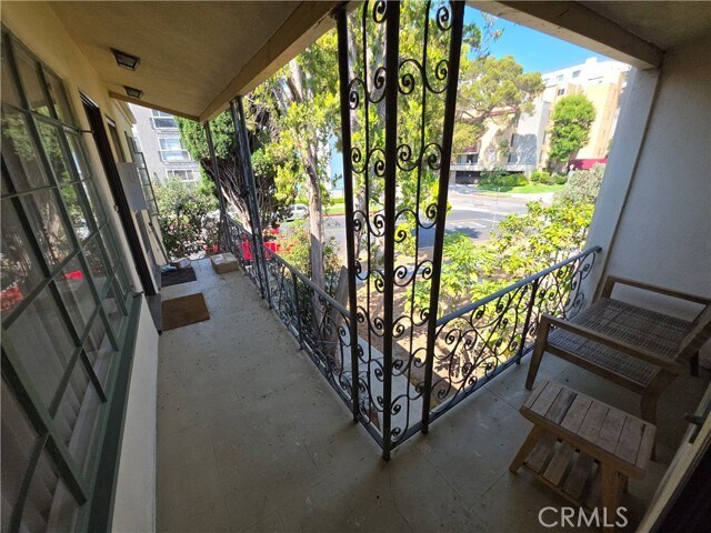 Foto del edificio - 575 Levering Ave
