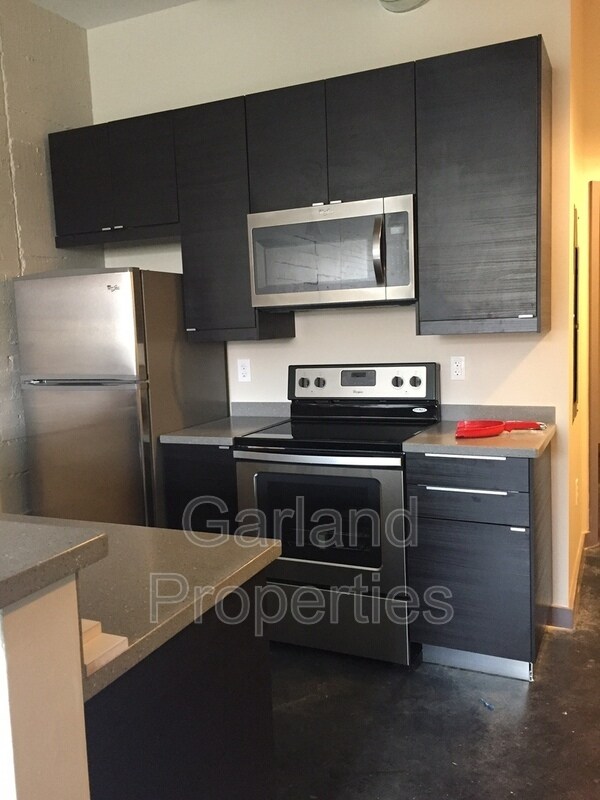 Foto del edificio - 631 Campbell Ave SE
