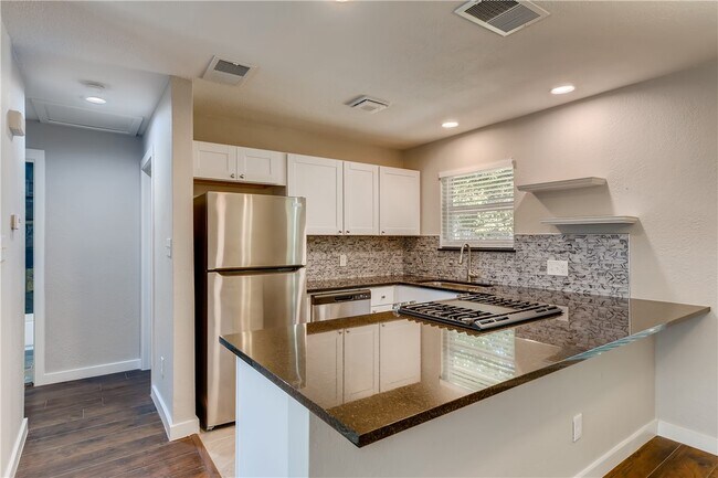 Building Photo - 5808 Cherry Park