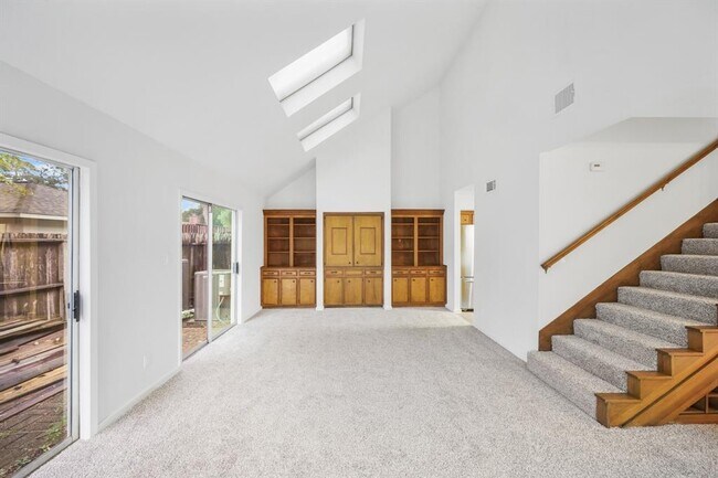 Building Photo - 1829 Bering Dr