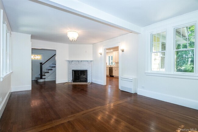 Foto del edificio - 162 Rockingstone Ave
