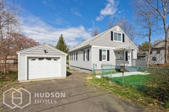 Building Photo - 95 Botsford Ave
