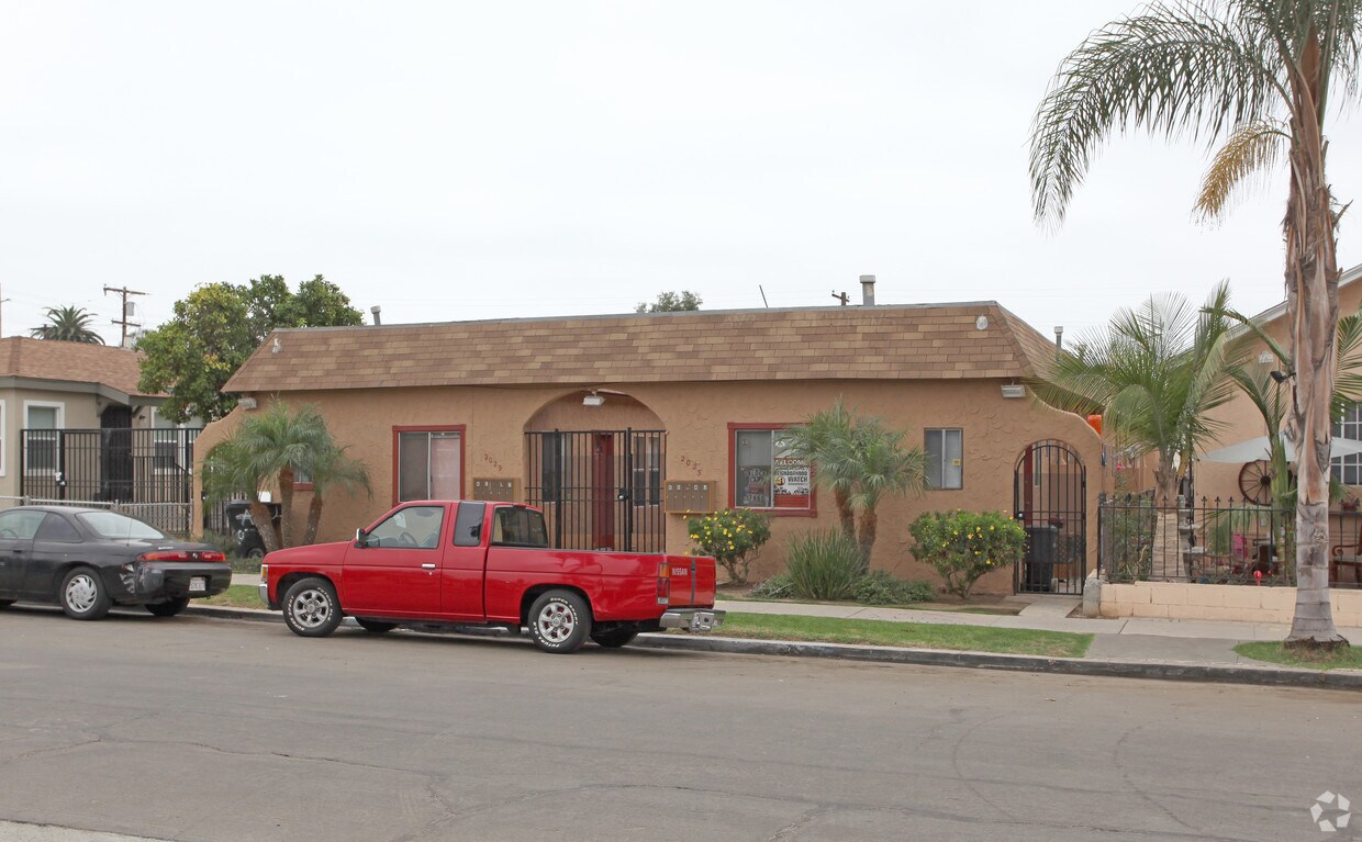 Primary Photo - 2025-2029 Harrison Ave