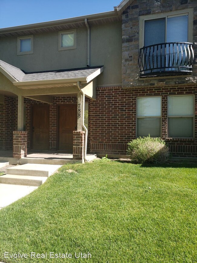 Foto del edificio - 3 br, 2.5 bath House - 788 W 225 S