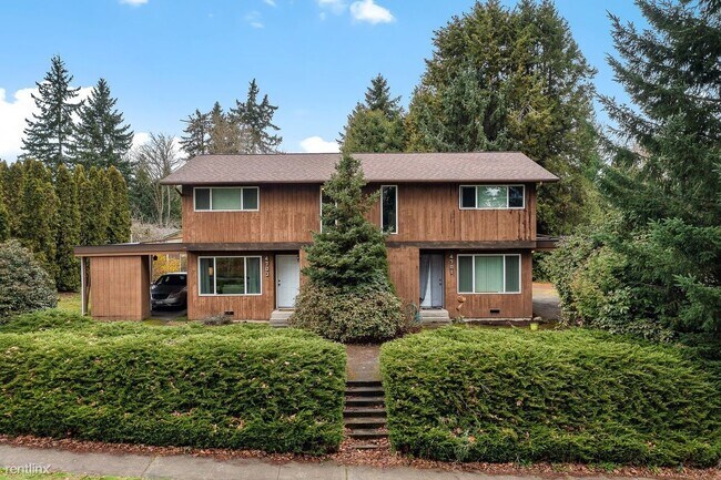 Foto del edificio - 2 br, 1.5 bath Duplex - 4703 236th Street ...