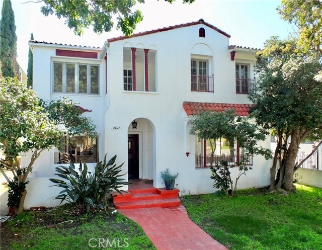 Foto principal - 2828 E 3rd St