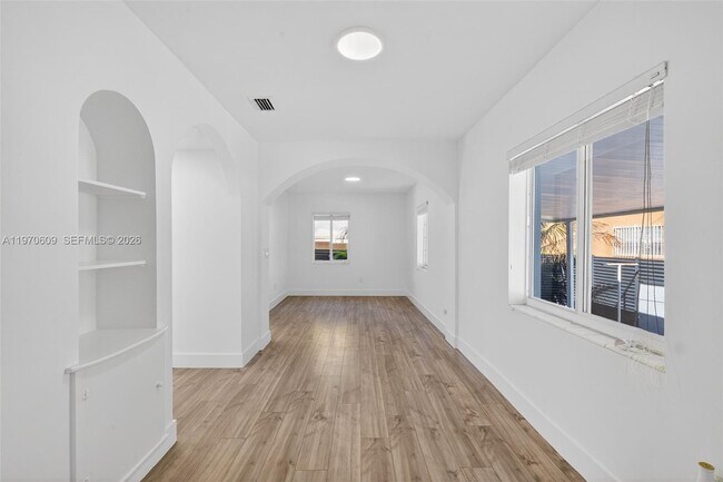 Foto del edificio - 1801 SW 5th St