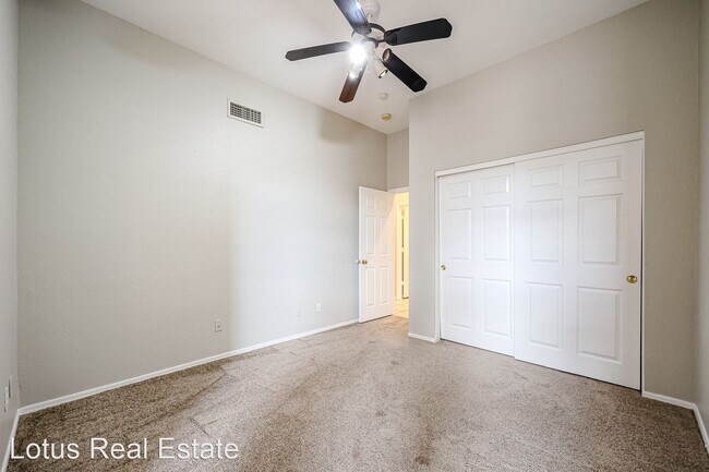 Building Photo - 4 br, 2 bath House - 726 W Del Rio St