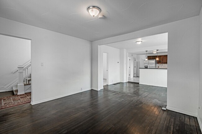 Foto del edificio - 4BD, 2BA Sun Valley Home with Large Driveway for Parking