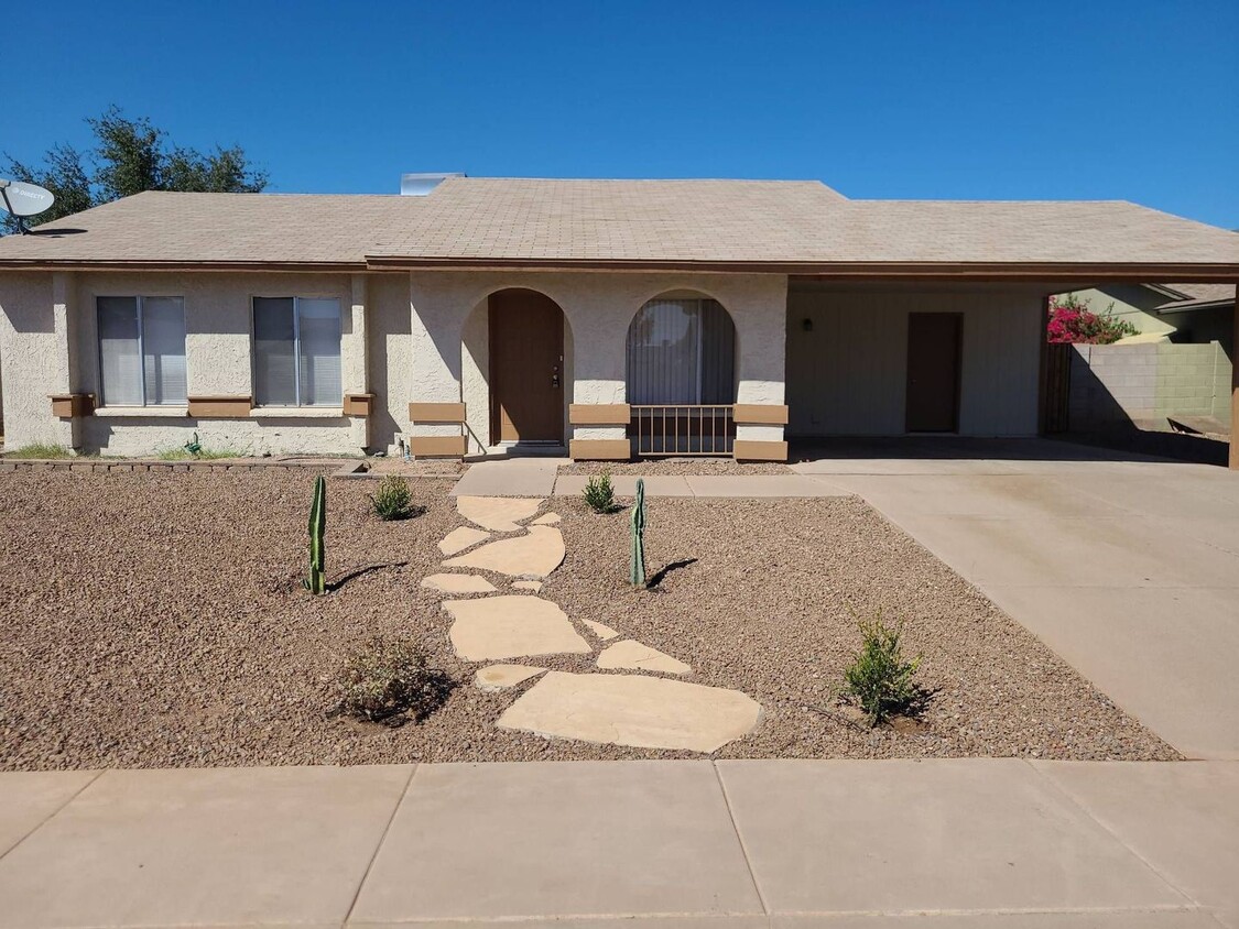 Primary Photo - Country Club and Guadalupe home