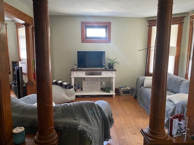 Foto del edificio - 77 Lombard Ave