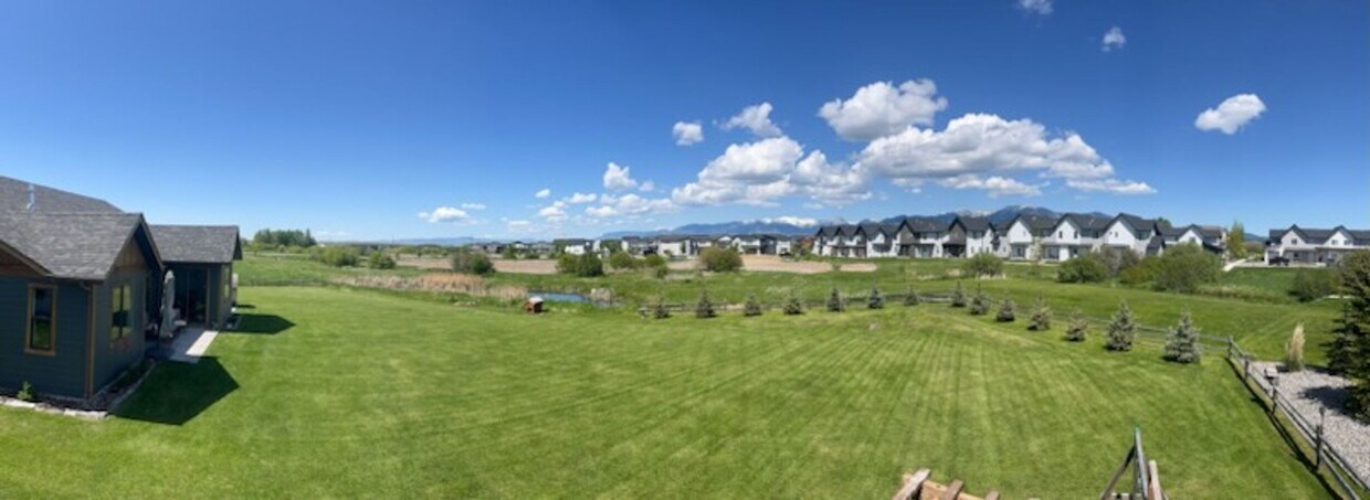 Foto principal - 3 Bedroom Home for Rent in West Bozeman! W...