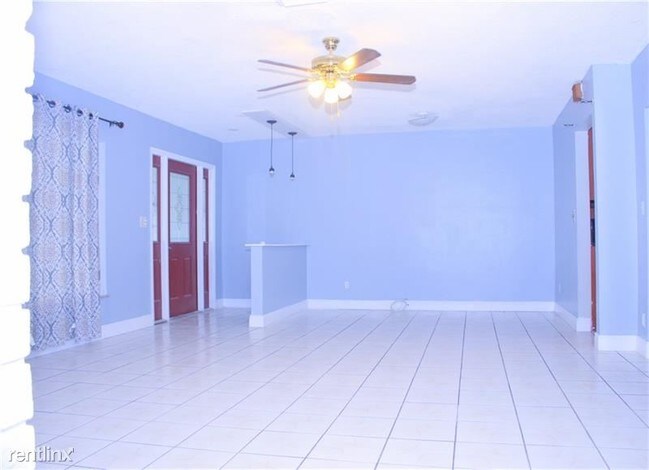 Building Photo - 5 br, 2 bath House - 4411 NW 43rd St