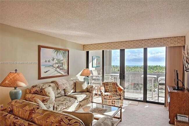 Building Photo - 9940 S Ocean Dr