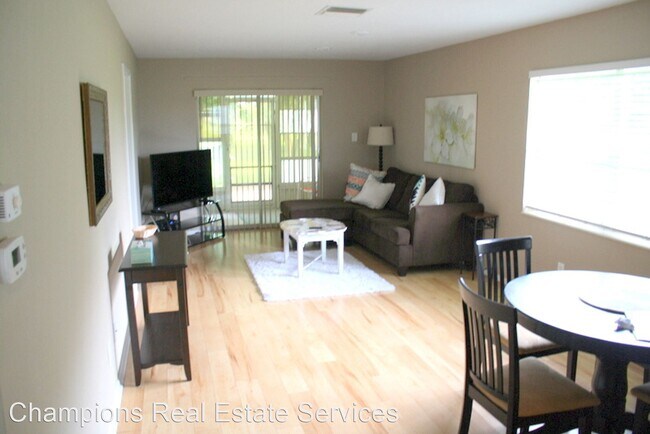 Foto del edificio - 2 br, 2 bath House - 3684 Trophy Blvd