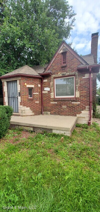 Foto principal - 2 br, 1 bath House - 11828 College