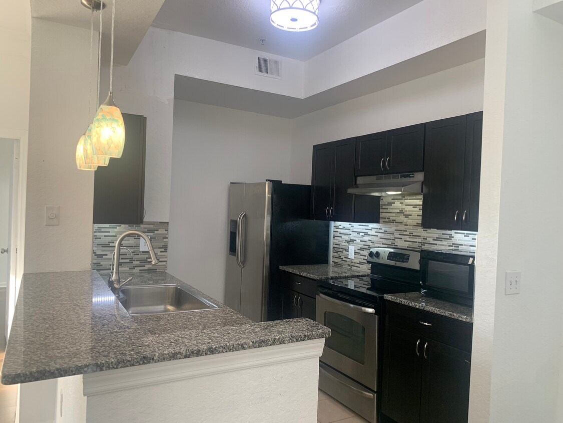 Foto principal - 17102 Carrington Park Dr