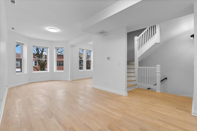 Foto del edificio - 2649 W Thomas St