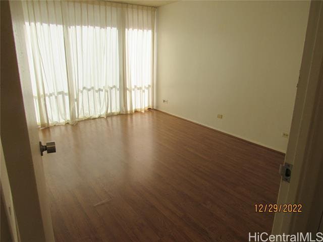 Building Photo - 1561 Kanunu St