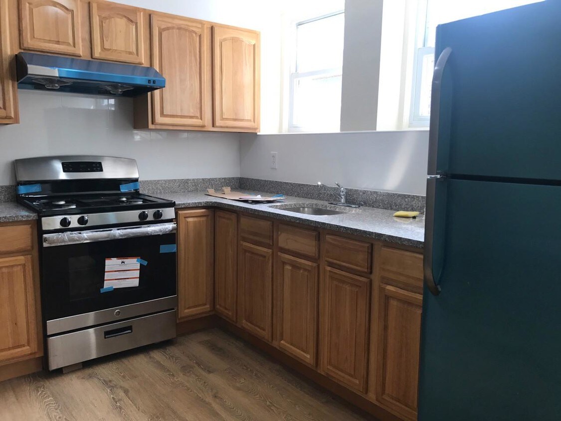 6012 43rd Ave, Woodside, NY 11377 House Rental in Woodside, NY