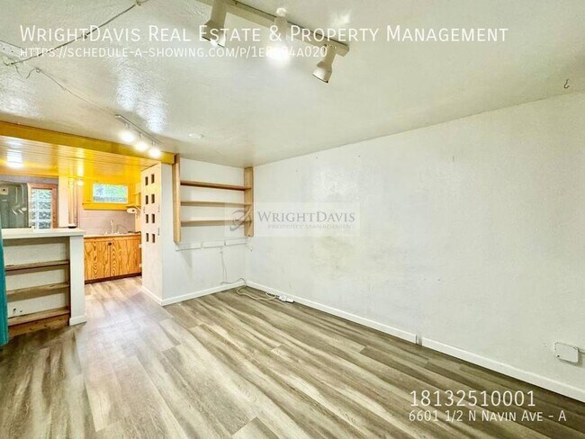 Foto del edificio - 6601 1/2 N Navin Ave-A