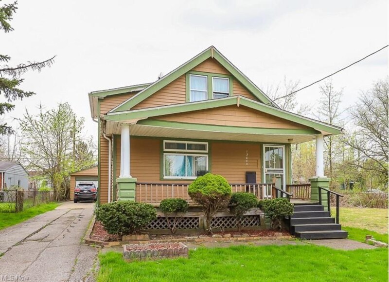 Foto principal - 12604 Farringdon Ave