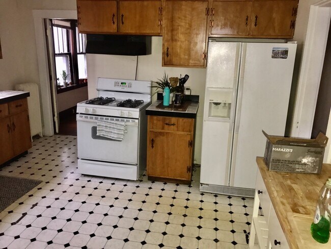 Foto del edificio - 171 Hillside St