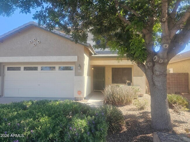 Foto del edificio - 44304 Vineyard St