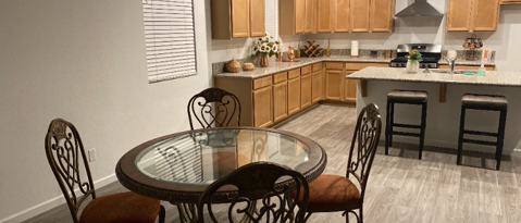 Foto del edificio - 2171 Jewel Lk Wy