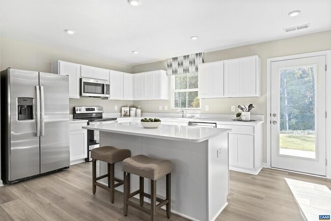 Foto del edificio - 92 Everglades Rd