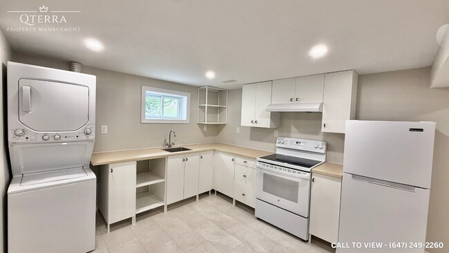 Photo du bâtiment - 360 E 25th St