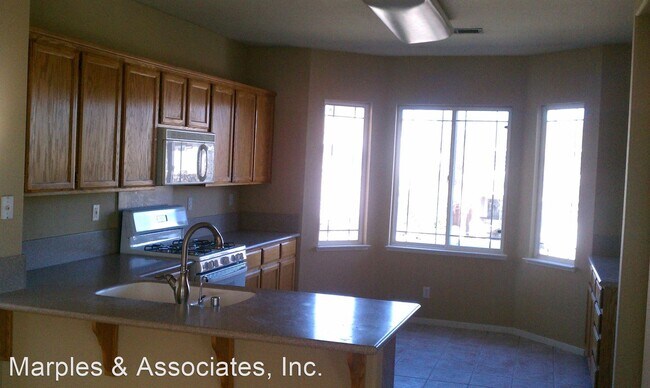 Foto del edificio - 4 br, 3 bath House - 1125 Alder Creek Way