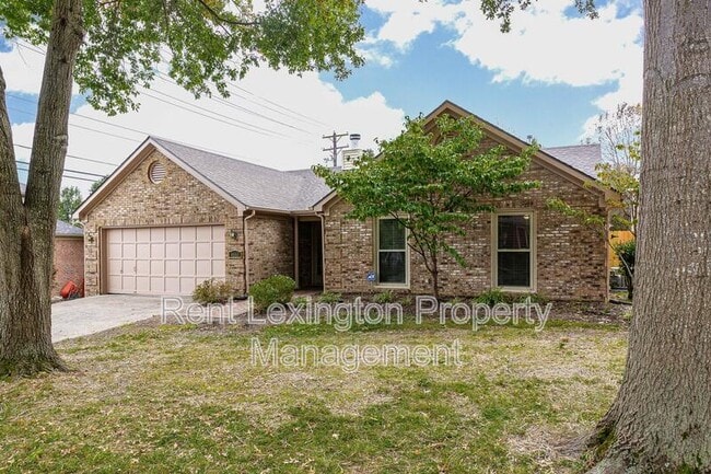 Building Photo - 4661 Saron Dr