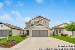 Foto principal - 11850 Burnet St