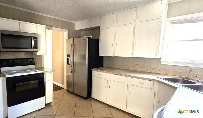 Foto del edificio - 119 Thurman Rd