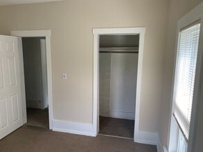 Building Photo - 2809 South Ave